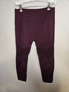Fabletics Purple Burgundy High-Waisted Seamless Mesh Leggings Size XL Athletic